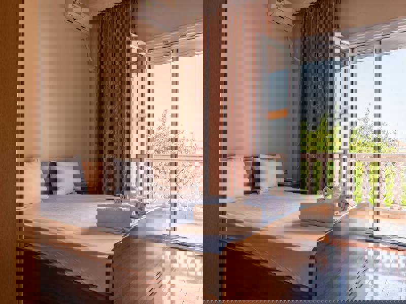 2b2.jpeg