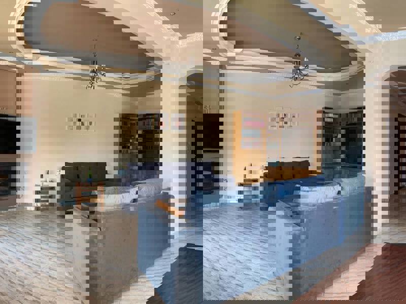 3.jpeg